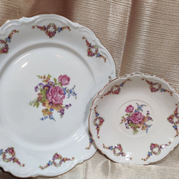 Vintage Dessert plates, MITTERTEICH Bavaria, Meissen floral, GERMANY. - Picture 4 of 5